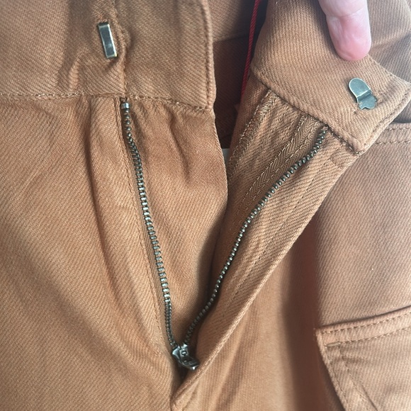 Alice and Olivia Cay cargo jeans - Picture 9 of 16